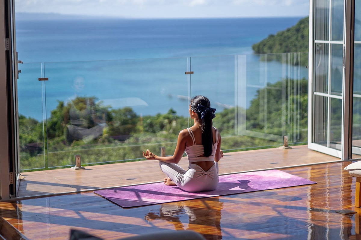 yoga-8385447_1920-min